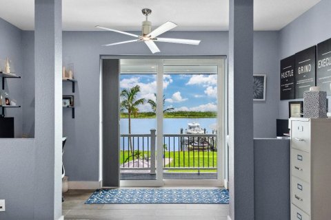 Casa en venta en Port Charlotte, Florida, 4 dormitorios, 274.25 m2 № 1879829 - foto 22