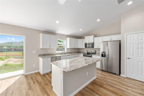 Casa en venta en Citrus Springs, Florida, 3 dormitorios, 129.97 m2 № 1851348 - foto 10