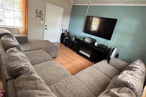 Casa en venta en Tampa, Florida, 3 dormitorios, 111.48 m2 № 1651189 - foto 4