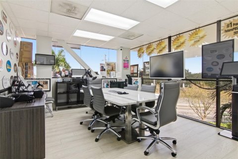 Immobilier commercial à vendre à Oakland Park, Floride № 1998285 - photo 10