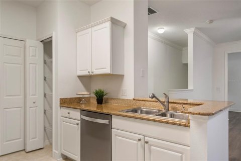Copropriété à vendre à Winter Garden, Floride: 3 chambres, 134.99 m2 № 2415102 - photo 16