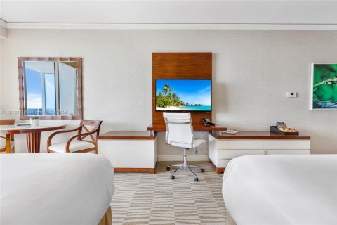 Condominio en venta en Sunny Isles Beach, Florida, 1 habitación, 51.19 m2 № 1937385 - foto 11