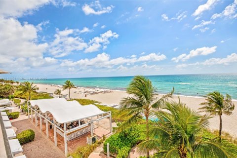 Studio in the Condo in Sunny Isles Beach, Florida  № 1937385 - photo 26