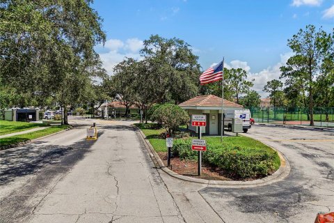 Condo in Orlando, Florida, 2 bedrooms № 2206603 - photo 30