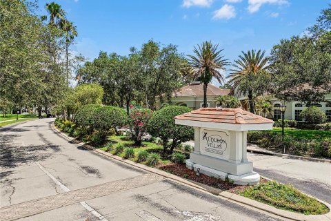 Condo in Orlando, Florida, 2 bedrooms № 2206603 - photo 29