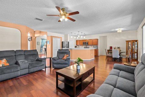 Villa ou maison à vendre à Orlando, Floride: 4 chambres, 207.73 m2 № 1591278 - photo 19