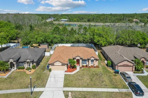 Villa ou maison à vendre à Orlando, Floride: 4 chambres, 207.73 m2 № 1591278 - photo 2
