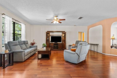 Villa ou maison à vendre à Orlando, Floride: 4 chambres, 207.73 m2 № 1591278 - photo 18