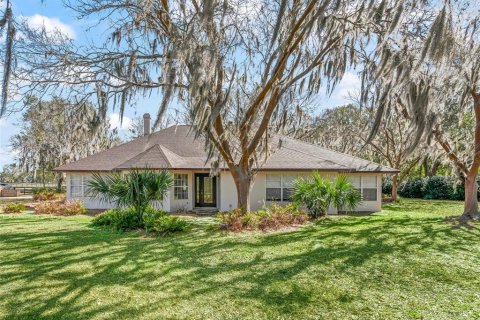 Casa en Ocala, Florida 3 dormitorios, 223.43 m2 № 2364117