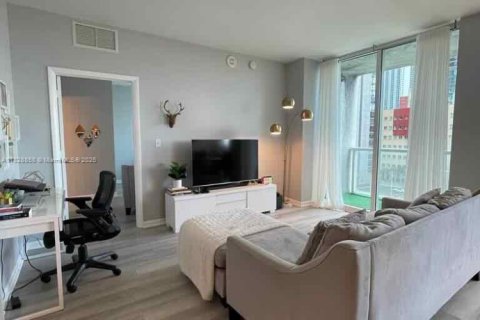 Condominio en alquiler en Miami, Florida, 2 dormitorios, 93.46 m2 № 1938525 - foto 8