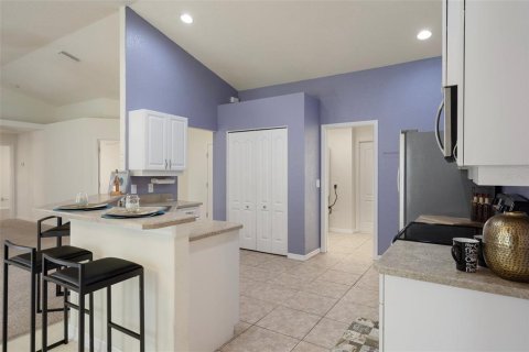 House in Brooksville, Florida 4 bedrooms, 164.62 sq.m. № 1747084 - photo 5