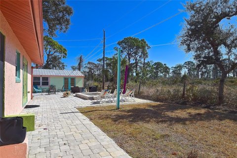 House in Englewood, Florida 3 bedrooms, 143.81 sq.m. № 2275421 - photo 27