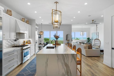 Villa ou maison à vendre à St. Lucie, Floride: 4 chambres, 257.53 m2 № 2383027 - photo 2