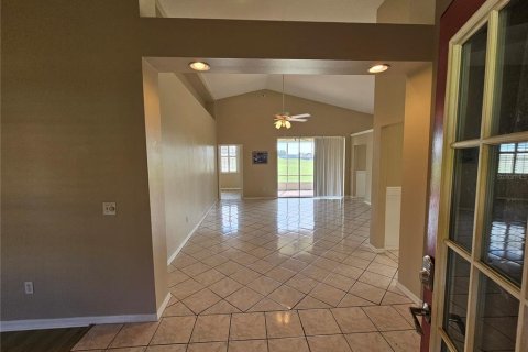 Touwnhouse à louer à Summerfield, Floride: 3 chambres, 178.84 m2 № 2148523 - photo 3
