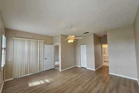 Touwnhouse à louer à Summerfield, Floride: 3 chambres, 178.84 m2 № 2148523 - photo 13