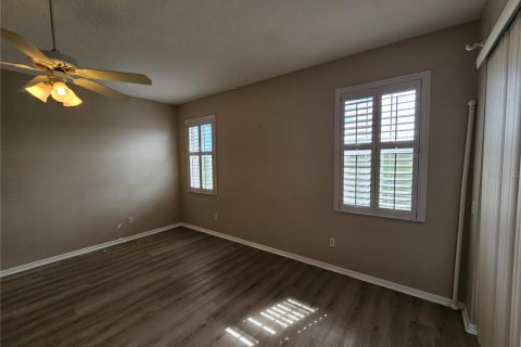 Touwnhouse à louer à Summerfield, Floride: 3 chambres, 178.84 m2 № 2148523 - photo 12