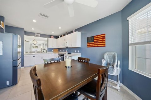 House in Punta Gorda, Florida 3 bedrooms, 163.14 sq.m. № 2110877 - photo 10