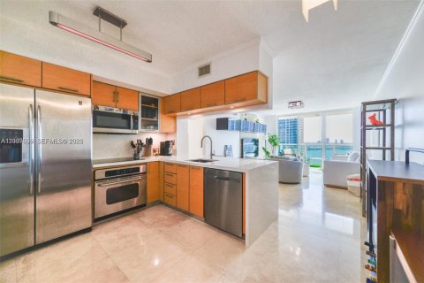 Condo à Miami, Floride, 2 chambres  № 2071583