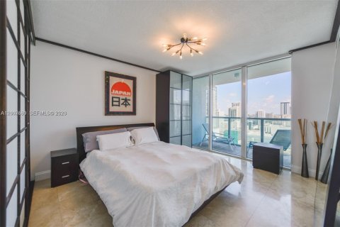 Copropriété à louer à Miami, Floride: 2 chambres, 103.12 m2 № 2071583 - photo 9