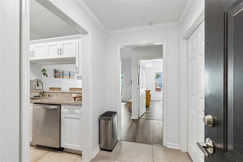 Copropriété à louer à Tampa, Floride: 1 chambre, 62.52 m2 № 2150461 - photo 2