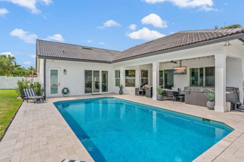Casa en alquiler en Tequesta, Florida, 4 dormitorios, 218.97 m2 № 2260926 - foto 2