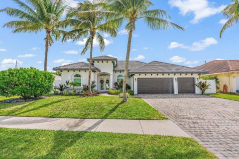 Casa en Tequesta, Florida 4 dormitorios, 218.97 m2 № 2260926