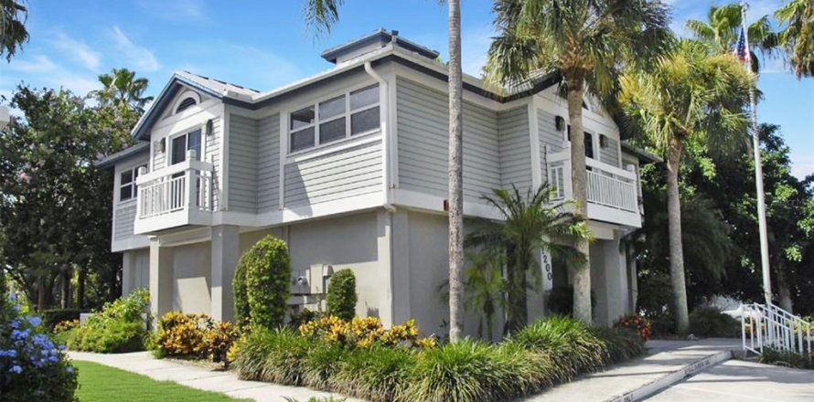 Condo in Sarasota, Florida, 1 bedroom № 828429