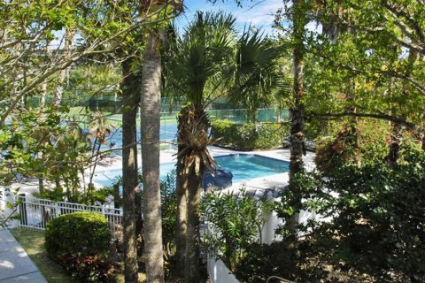Condo in Sarasota, Florida, 1 bedroom  № 828429 - photo 2