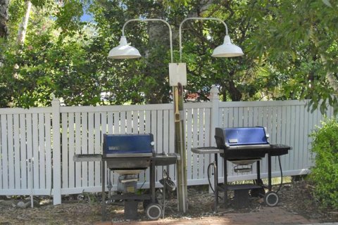 Condo in Sarasota, Florida, 1 bedroom  № 828429 - photo 24