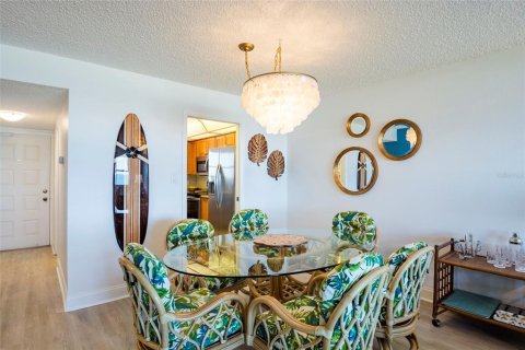 Condo in Clearwater, Florida, 2 bedrooms  № 1560791 - photo 4