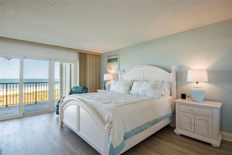Condo in Clearwater, Florida, 2 bedrooms  № 1560791 - photo 5