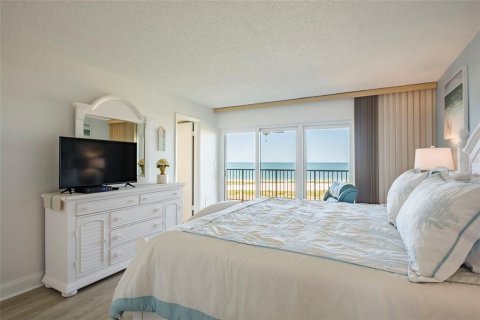 Condo in Clearwater, Florida, 2 bedrooms  № 1560791 - photo 6