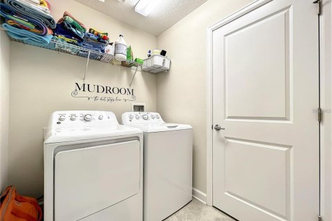House in Winter Garden, Florida 4 bedrooms, 189.71 sq.m. № 1400965 - photo 23