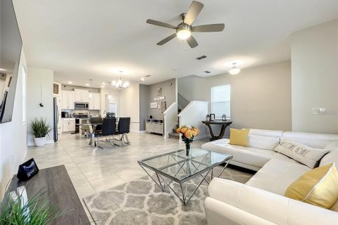 House in Winter Garden, Florida 4 bedrooms, 189.71 sq.m. № 1400965 - photo 7