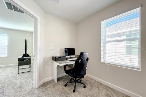House in Winter Garden, Florida 4 bedrooms, 189.71 sq.m. № 1400965 - photo 21