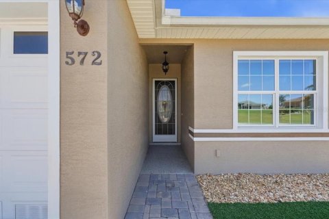 House in Polk City, Florida 2 bedrooms, 161.56 sq.m. № 2206052 - photo 11