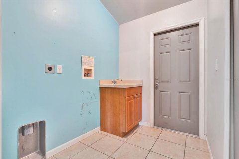 House in Spring Hill, Florida 3 bedrooms, 183.85 sq.m. № 1425506 - photo 23