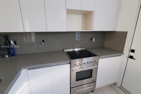 Apartment in Coral Gables, Florida 1 bedroom, 68.28 sq.m. № 2066625 - photo 21