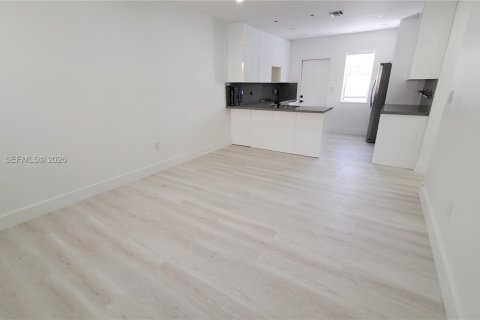 Apartment in Coral Gables, Florida 1 bedroom, 68.28 sq.m. № 2066625