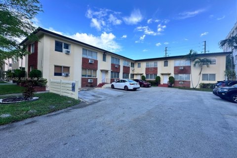 Apartment in Coral Gables, Florida 1 bedroom, 68.28 sq.m. № 2066625 - photo 13