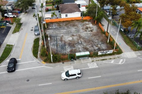Immobilier commercial à Miami, Floride № 2153447