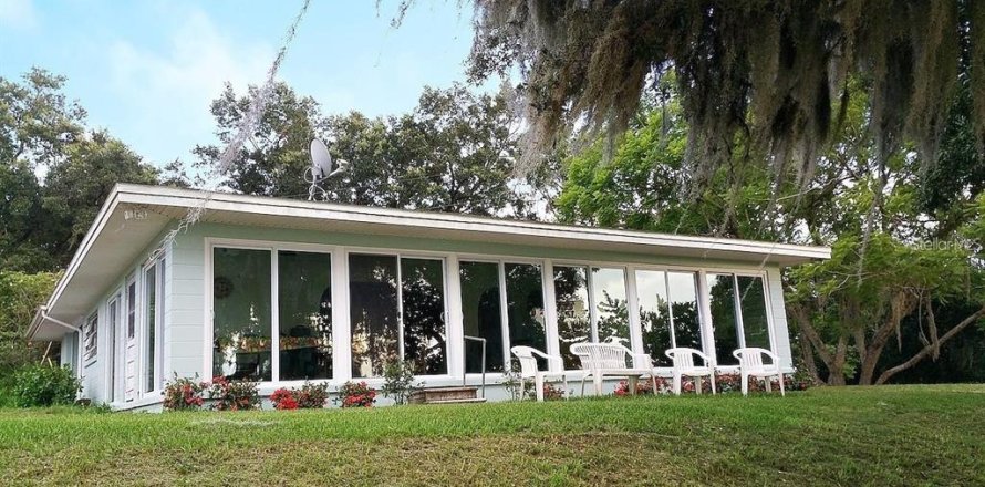 Villa ou maison à Babson Park, Floride 2 chambres, 122.35 m2 № 1783044