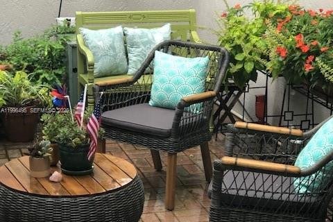 Touwnhouse à louer à Hollywood, Floride: 3 chambres, 162.39 m2 № 2058418 - photo 3