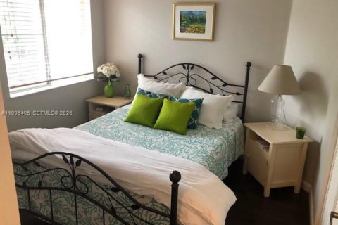 Touwnhouse à louer à Hollywood, Floride: 3 chambres, 162.39 m2 № 2058418 - photo 15