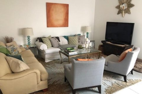 Touwnhouse à louer à Hollywood, Floride: 3 chambres, 162.39 m2 № 2058418 - photo 4