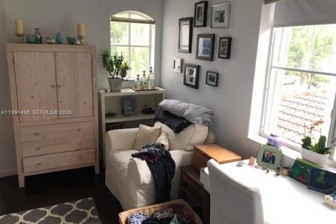 Touwnhouse à louer à Hollywood, Floride: 3 chambres, 162.39 m2 № 2058418 - photo 16