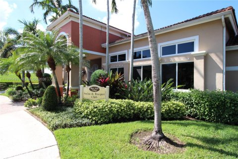 Touwnhouse à louer à Hollywood, Floride: 3 chambres, 162.39 m2 № 2058418 - photo 20