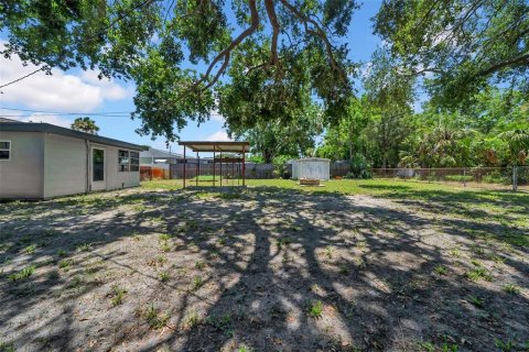 House in Saint Petersburg, Florida 2 bedrooms, 70.51 sq.m. № 1833112 - photo 13