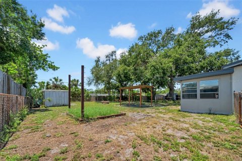 House in Saint Petersburg, Florida 2 bedrooms, 70.51 sq.m. № 1833112 - photo 10