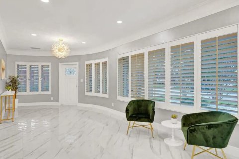 House in Hollywood, Florida 7 bedrooms № 1950729 - photo 28